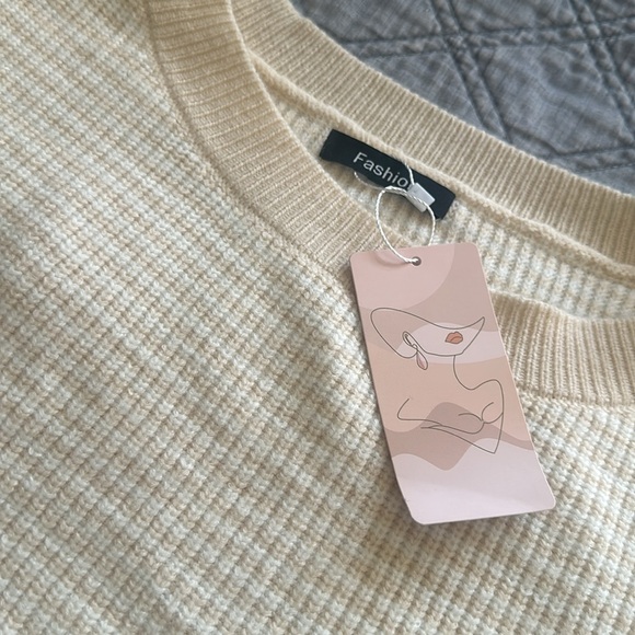 Oversized striped Beige Sweater - Picture 3 of 8